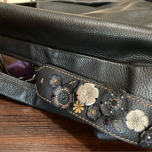 Coach Bandit Hobo with Tea Roses - Picture 11 of 13